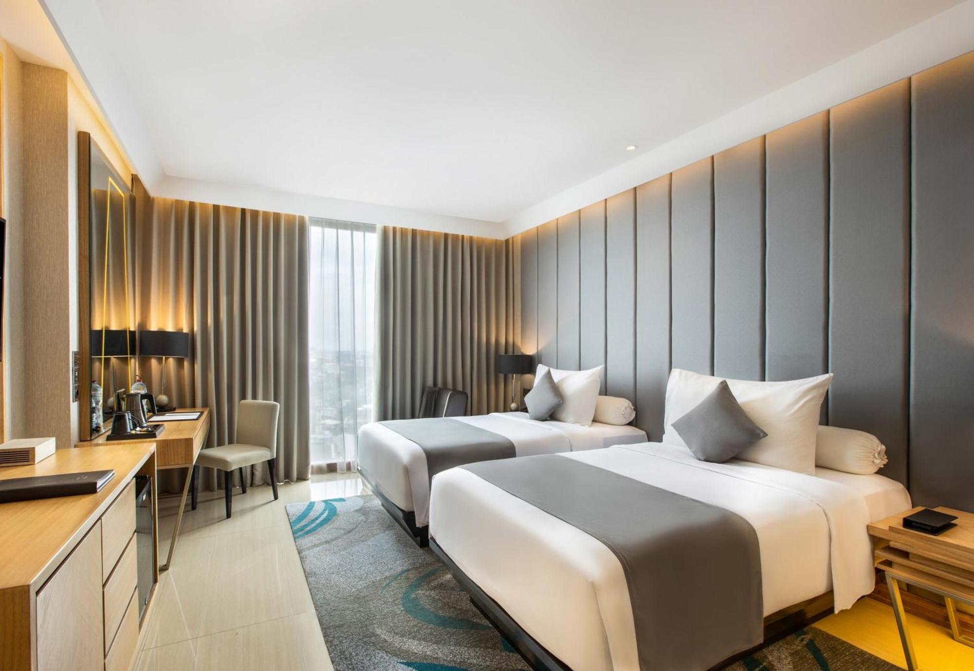 Morazen Surabaya Hotel Luaran gambar